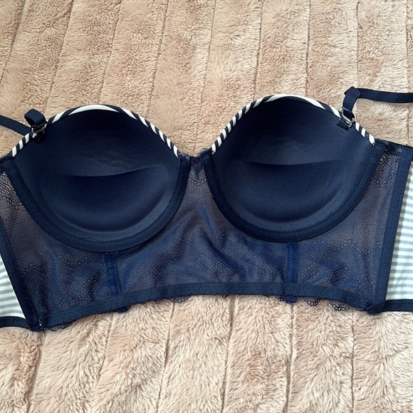 Tommy Hilfiger 36B push-up bra - Picture 6 of 7